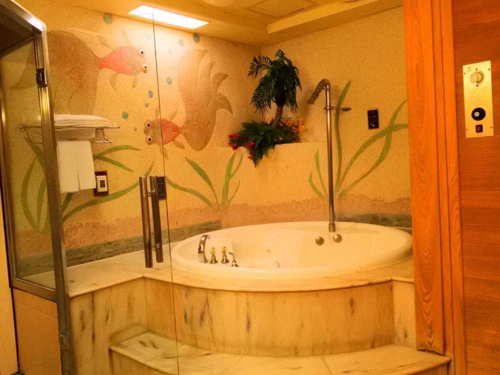 Swan Lake Motel Guishan Εξωτερικό φωτογραφία